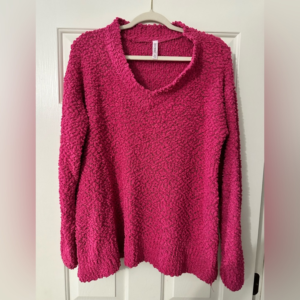 Zenana Premium popcorn vneck pink sweater